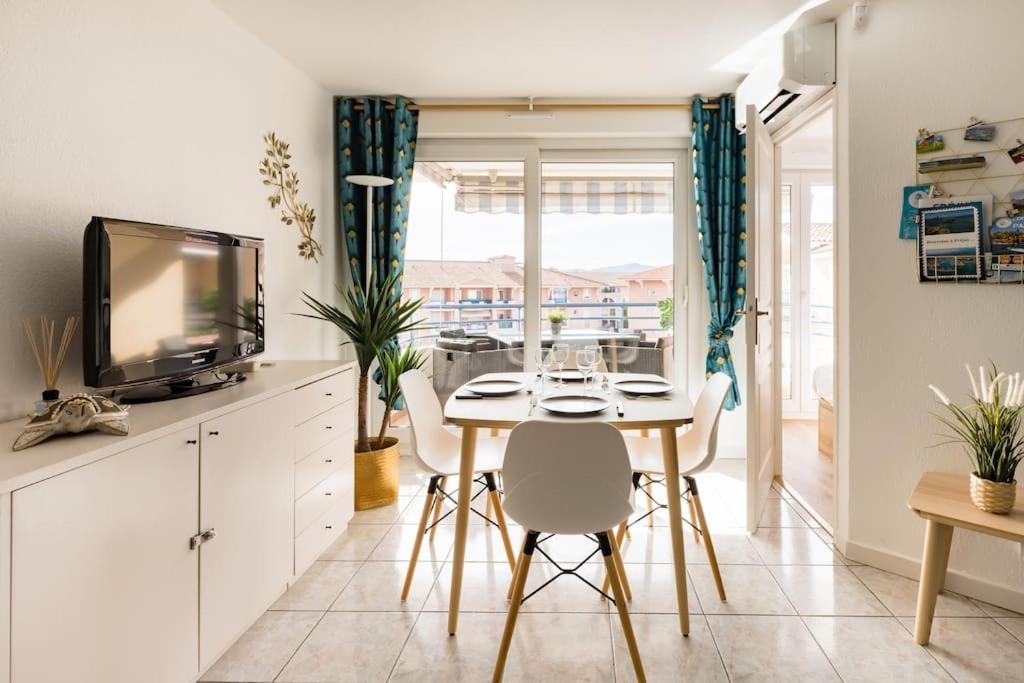 Port-Frejus, Le Paladien, Appartement 2 Pieces Climatise, Terrasse & Parking Luaran gambar