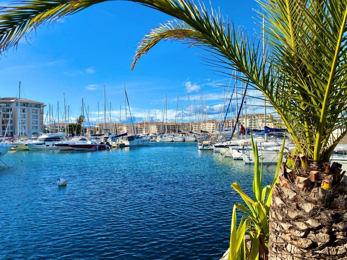 Port-Frejus, Le Paladien, Appartement 2 Pieces Climatise, Terrasse & Parking Luaran gambar